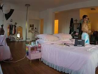 voyeurcam-celticiron-02