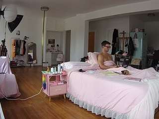 voyeurcam-celticiron-02