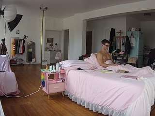 voyeurcam-celticiron-02