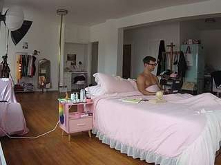 voyeurcam-celticiron-02