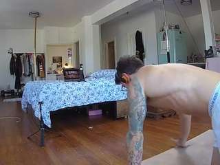voyeurcam-celticiron-02 live cam — black hair, blowjob, cock rating