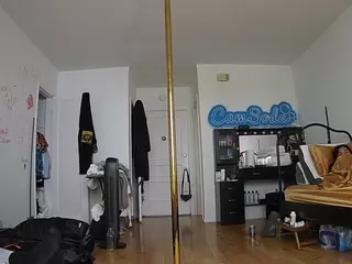 voyeurcam-celticiron-02's Live Sex Cam Show
