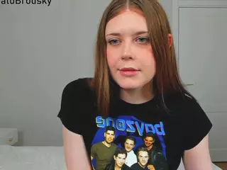 YamatoBrodsky's Live Sex Cam Show