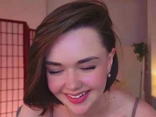 avaflower, female webcam model,  years old, on live webcam