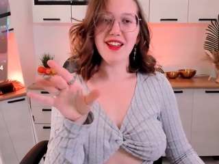 charmygracy's CamSoda show and profile