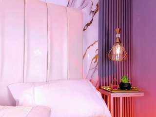 evamillins Live Webcam on CamSoda