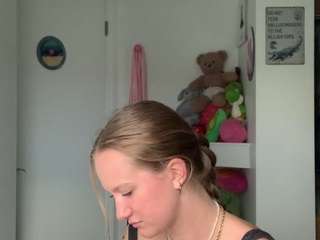 hannylouisa webcam