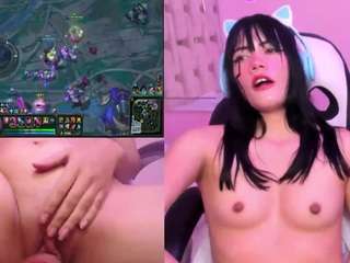 lilapop4 Live Webcam on CamSoda