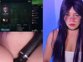 lilapop4's CamSoda show and profile