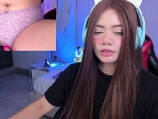 Lila uwu live webcam show