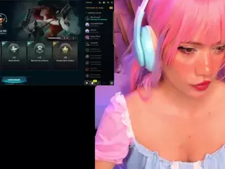 Lila uwu's Live Sex Cam Show