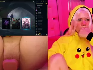 Lila uwu's Live Sex Cam Show