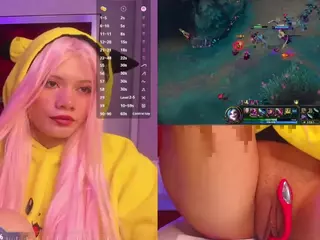 Lila uwu's Live Sex Cam Show
