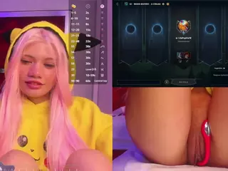 Lila uwu's Live Sex Cam Show