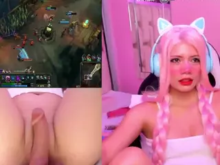 Lila uwu's Live Sex Cam Show