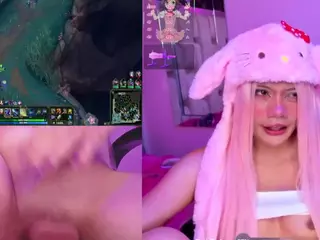 Lila uwu's Live Sex Cam Show