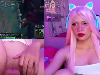 Lila uwu's Live Sex Cam Show