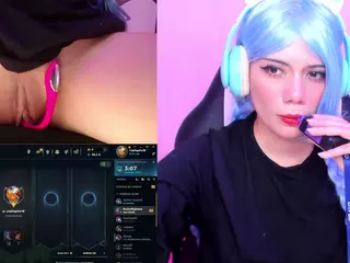 Lila uwu's Live Sex Cam Show
