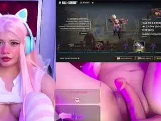 Lila uwu's Live Sex Cam Show