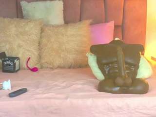 Lunitadiva live webcam show