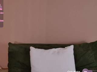 candyy-bella webcam model