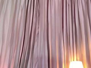 candyy-bella Live Webcam on CamSoda