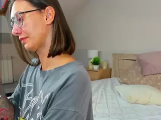 Elina's Live Sex Cam Show