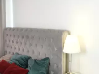 GarynBluett's Live Sex Cam Show