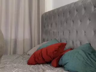 GarynBluett's Live Sex Cam Show