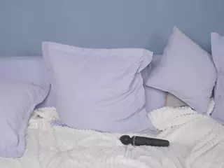 GwenBrittle's Live Sex Cam Show