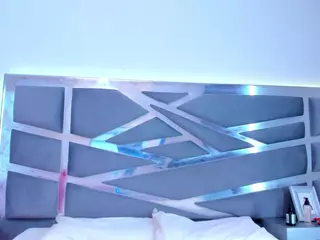 Lucinearias's Live Sex Cam Show
