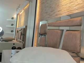  melany-luke chat room