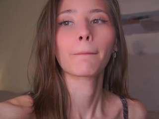 le modèle moireharbold est en webcam porno dans un show sur le site camsoda, il possède les tags suivants: ahegao,sex toys,massage,mistress,moaning,nature,no drinking,no smoking,nonnude,oil,public,sexy,ass,skinny,spank,strip,tease,teen 18,thin,upskirt