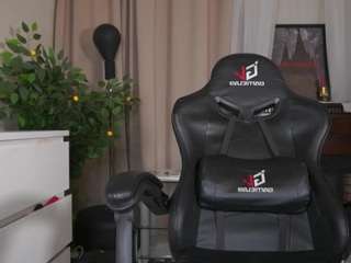 MoireHarbold live webcam show