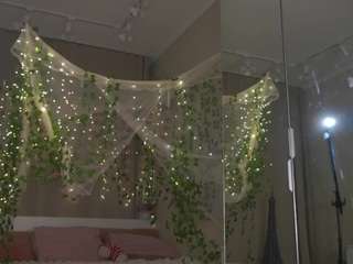 MoireHarbold live cam preview