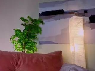 MoireHarbold's Live Sex Cam Show