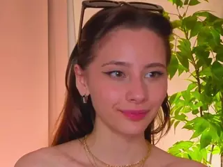 MoireHarbold's Live Sex Cam Show