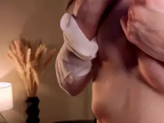 MoireHarbold's Live Sex Cam Show