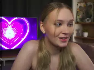 QuennaEngelby's Live Sex Cam Show