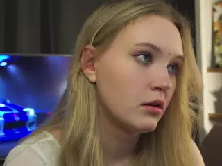 QuennaEngelby's Live Sex Cam Show