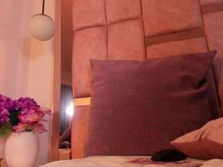 abbyy-rouxx Live Webcam on CamSoda