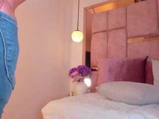 abbyy-rouxx live cam profile