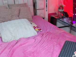 mia-peyton's CamSoda show and profile