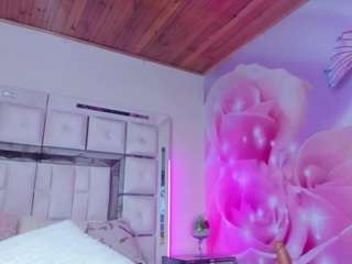 mia-peyton Live Webcam on CamSoda