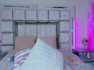 mia-peyton live webcam show