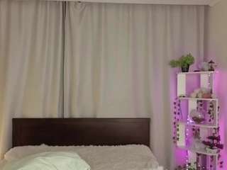 mildredamond Live Webcam on CamSoda