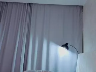 MildredAmond's Live Sex Cam Show