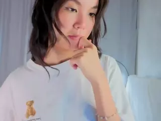 MildredAmond's Live Sex Cam Show