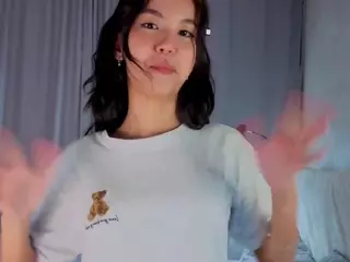 MildredAmond's Live Sex Cam Show
