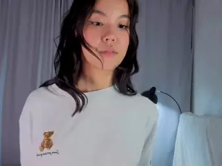 MildredAmond's Live Sex Cam Show